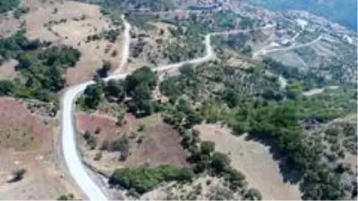 Genel Sekreter Yardımcısı Öztozlu, asfalt çalışmalarını anlattı Genel Sekreter Yardımcısı Öztozlu, asfalt çalışmalarını anlattı