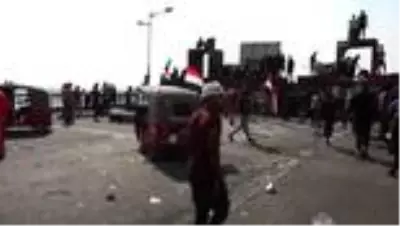 Irak'ta, '25 Ekim Gösterileri' devam ediyor Irak'ta, '25 Ekim Gösterileri' devam ediyor