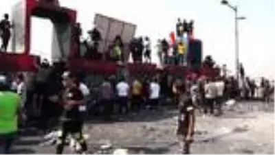 Irak'ta, '25 Ekim Gösterileri' devam ediyor Irak'ta, '25 Ekim Gösterileri' devam ediyor