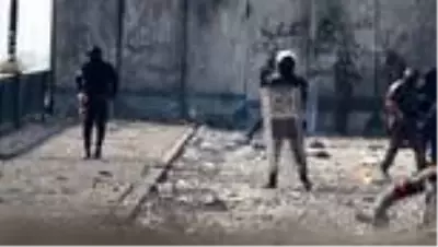 Irak'ta, '25 Ekim Gösterileri' devam ediyor Irak'ta, '25 Ekim Gösterileri' devam ediyor