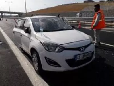 İzmir'de feci kaza: 3 yaralı İzmir'de feci kaza: 3 yaralı