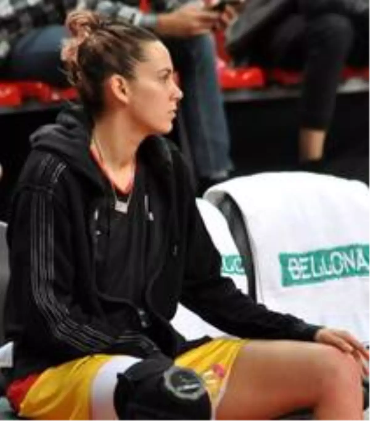 Jacki Gemelos ilk kez oynadı