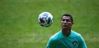 Uefa: Karantina kurallarını ihlal eden Cristiano Ronaldo'yla ilgili soruşturma başlatıldı Uefa: Karantina kurallarını ihlal eden Cristiano Ronaldo'yla ilgili soruşturma başlatıldı