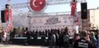 Fırat: Kasapoğlu: 'Hakkari, terörden, gözyaşından, kandan beslenenlere 'geçit yok' diyor' Fırat: Kasapoğlu: 'Hakkari, terörden, gözyaşından, kandan beslenenlere 'geçit yok' diyor'