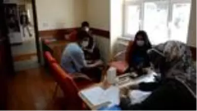Kırşehir'de gençler, Sağlıklı Yaşam ve Sporcu Merkezi'nde yeteneklerini geliştiriyor Kırşehir'de gençler, Sağlıklı Yaşam ve Sporcu Merkezi'nde yeteneklerini geliştiriyor