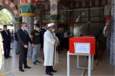 Kore gazisi toprağa verildi Kore gazisi toprağa verildi