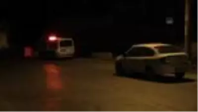 Kuzeni tarafından silahla vurulduğu iddia edilen kişi ağır yaralandı Kuzeni tarafından silahla vurulduğu iddia edilen kişi ağır yaralandı
