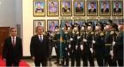 Milli Savunma Bakanı Akar Kazakistan'da askeri törenle karşılandı - NUR Milli Savunma Bakanı Akar Kazakistan'da askeri törenle karşılandı - NUR
