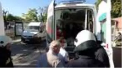 Pazardan dönerken, midibüsün altında kaldı Pazardan dönerken, midibüsün altında kaldı