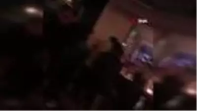 - 'Polis göremez deyip' sosyal mesafeyi hiçe saydılar - 'Polis göremez deyip' sosyal mesafeyi hiçe saydılar