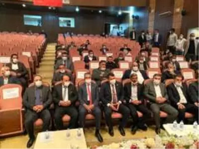 Prof. Dr. Kamil Aydın ilçe ziyaretlerinde çiftçilerle bir araya geldi Prof. Dr. Kamil Aydın ilçe ziyaretlerinde çiftçilerle bir araya geldi