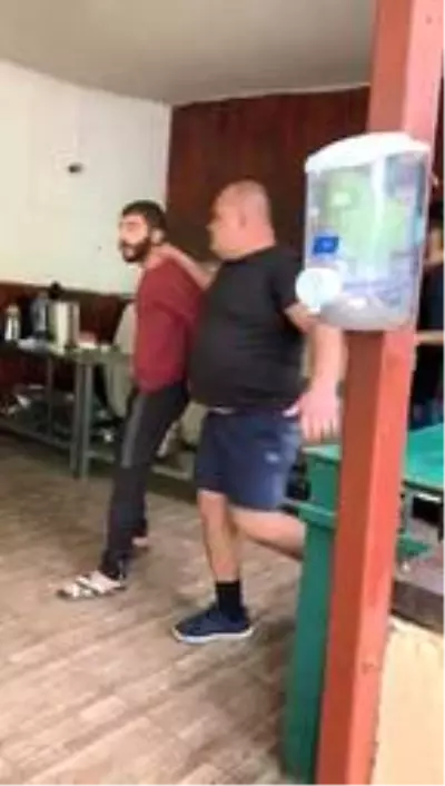 Rus grubun işletmeciye işkence ettiği oda görüntülendi Rus grubun işletmeciye işkence ettiği oda görüntülendi