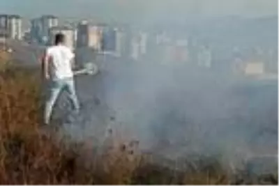 Son dakika: Samsun'da orman yangını, ekipler müdahale ediyor (2) Son dakika: Samsun'da orman yangını, ekipler müdahale ediyor (2)