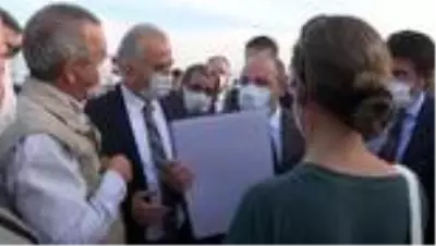 Son dakika haberi | Sanayi ve Teknoloji Bakanı Varank, Laodikya Antik Kenti'ni ziyaret etti Son dakika haberi | Sanayi ve Teknoloji Bakanı Varank, Laodikya Antik Kenti'ni ziyaret etti