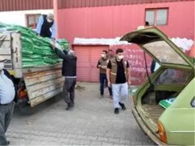 Sarıgöl'de çiftçilere fiğ tohumu dağıtıldı Sarıgöl'de çiftçilere fiğ tohumu dağıtıldı