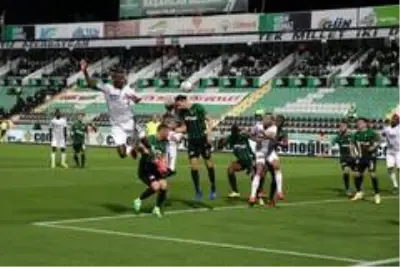 üper Lig: Denizlispor: 2 - Beşiktaş: 3 (Maç sonucu) üper Lig: Denizlispor: 2 - Beşiktaş: 3 (Maç sonucu)