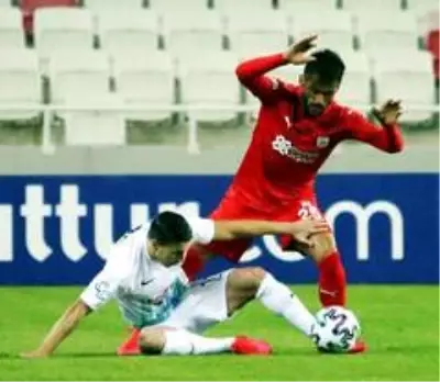 Süper Lig: Sivasspor: 0 - Çaykur Rizespor: 2 (Maç sonucu) Süper Lig: Sivasspor: 0 - Çaykur Rizespor: 2 (Maç sonucu)