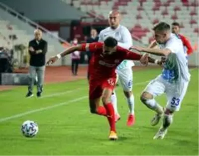 Süper Lig: Sivasspor: 0 - Çaykur Rizespor: 2 (Maç sonucu) Süper Lig: Sivasspor: 0 - Çaykur Rizespor: 2 (Maç sonucu)