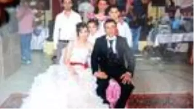 Son dakika! 4 yıl önce öldürülen oğlunun katillerinin yakalanmasını istiyor Son dakika! 4 yıl önce öldürülen oğlunun katillerinin yakalanmasını istiyor