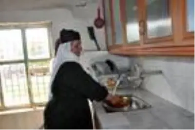 40 yıl önce gelin geldiği köye muhtar oldu! Şimdiki hedefi ise belediye başkanlığı 40 yıl önce gelin geldiği köye muhtar oldu! Şimdiki hedefi ise belediye başkanlığı