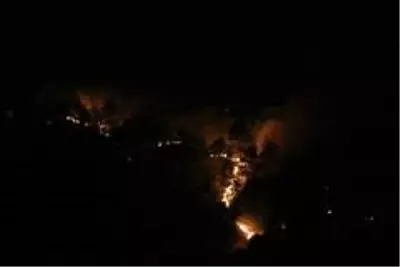 Son dakika haberi | Anamur'da orman yangını devam ediyor Son dakika haberi | Anamur'da orman yangını devam ediyor