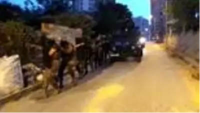 Ankara'da yakalanan DEAŞ şüphelilerinden biri 'infazcı' çıktı Ankara'da yakalanan DEAŞ şüphelilerinden biri 'infazcı' çıktı