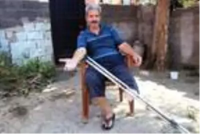 Bacağını kaybetti, gençleri uyardı: Benden ibret alın ve sigarayı bırakın Bacağını kaybetti, gençleri uyardı: Benden ibret alın ve sigarayı bırakın
