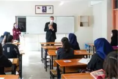 Bakan Selçuk: Bakan Selçuk:
