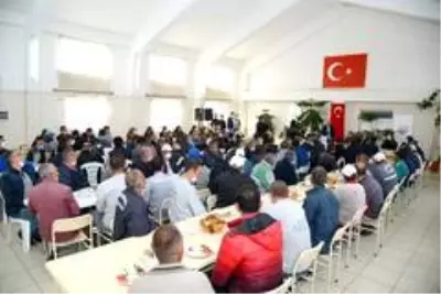 Belediye Başkanı Ekicioğlu, personeli ile istişare toplantılarında bulunuyor Belediye Başkanı Ekicioğlu, personeli ile istişare toplantılarında bulunuyor
