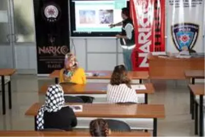 Elazığ'da 'En İyi Narkotik Polisi, Anne' projesi eğitimleri başladı Elazığ'da 'En İyi Narkotik Polisi, Anne' projesi eğitimleri başladı