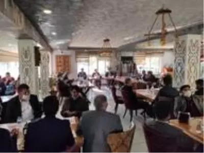 Erciş'te iki aşiret arasındaki husumet barışla sona erdi Erciş'te iki aşiret arasındaki husumet barışla sona erdi