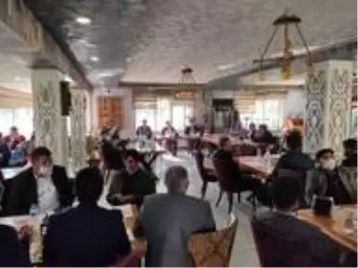 Erciş'te iki aşiret arasındaki husumet barışla sona erdi Erciş'te iki aşiret arasındaki husumet barışla sona erdi