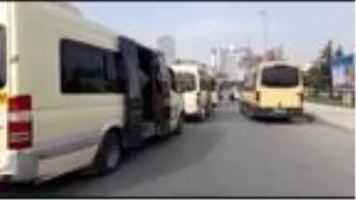 Son dakika haber! Esenyurt'ta koronavirüs denetiminde 15 minibüs şoförüne ceza Son dakika haber! Esenyurt'ta koronavirüs denetiminde 15 minibüs şoförüne ceza
