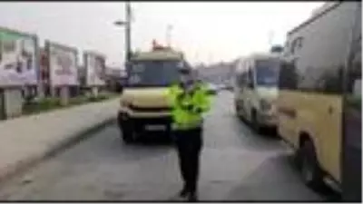 Son dakika haber! Esenyurt'ta koronavirüs denetiminde 15 minibüs şoförüne ceza Son dakika haber! Esenyurt'ta koronavirüs denetiminde 15 minibüs şoförüne ceza