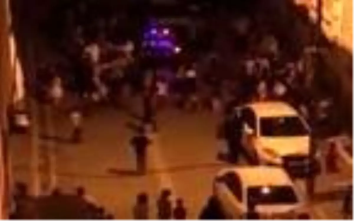 Esenyurt'taki sokak eğlencesi kamerada