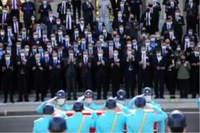 Eski Sağlık Bakanı Osman Durmuş son yolculuğuna uğurlandı Eski Sağlık Bakanı Osman Durmuş son yolculuğuna uğurlandı