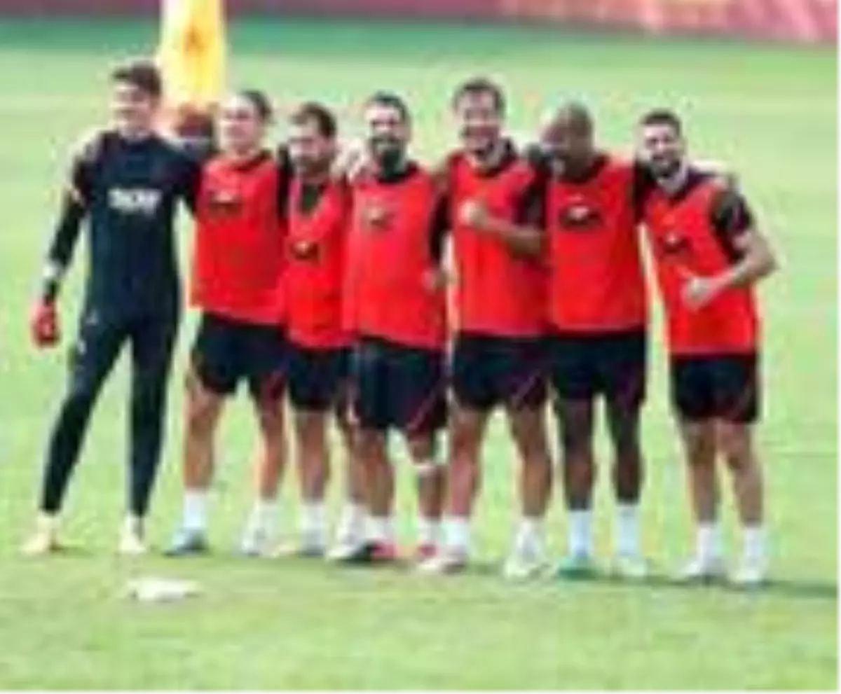 Galatasaray'da Belhanda'nın tedavisine başlandı