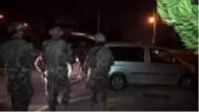 Hücre evlerine şafak operasyonu: Şüphelilerden biri makine dairesinde bulundu Hücre evlerine şafak operasyonu: Şüphelilerden biri makine dairesinde bulundu