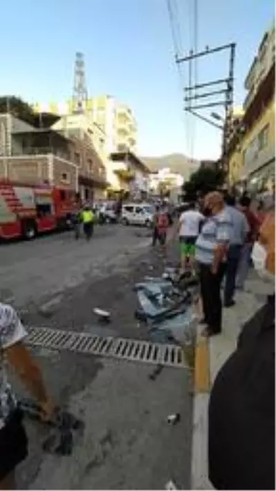 İskenderun'da bir orman yangını daha çıktı; alevler yerleşim yerlerine yaklaştı (3) İskenderun'da bir orman yangını daha çıktı; alevler yerleşim yerlerine yaklaştı (3)