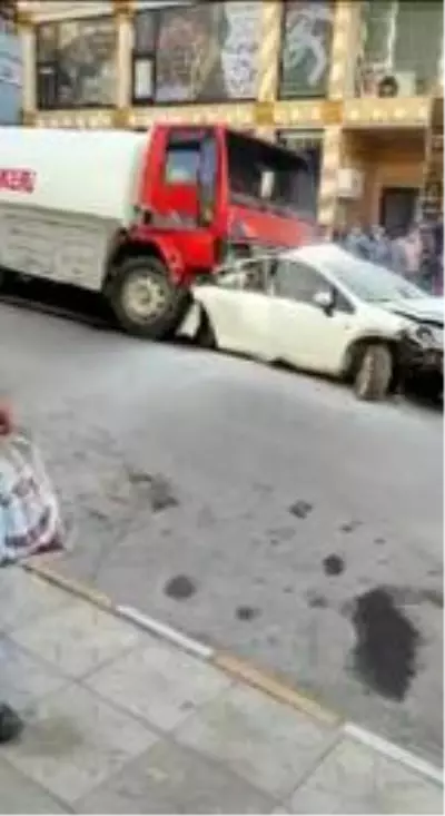 İskenderun'da bir orman yangını daha çıktı; alevler yerleşim yerlerine yaklaştı (3) İskenderun'da bir orman yangını daha çıktı; alevler yerleşim yerlerine yaklaştı (3)