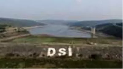 İstanbul barajları kritik seviyede; Alibeyköy Barajı'nda eski elektrik direkleri ortaya çıktı İstanbul barajları kritik seviyede; Alibeyköy Barajı'nda eski elektrik direkleri ortaya çıktı