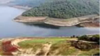 İstanbul barajları kritik seviyede; Alibeyköy Barajı'nda eski elektrik direkleri ortaya çıktı İstanbul barajları kritik seviyede; Alibeyköy Barajı'nda eski elektrik direkleri ortaya çıktı