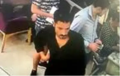 Kadıköy'de sahte altın diş satarak dolandırıcılık yapan 4 kişi yakalandı Kadıköy'de sahte altın diş satarak dolandırıcılık yapan 4 kişi yakalandı