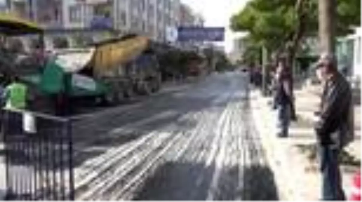 Kahramankazan'da asfalt çalışması