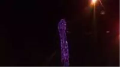 Küçük Çamlıca Radyo ve TV Kulesi'ne Türk bayrağı yansıtıldı Küçük Çamlıca Radyo ve TV Kulesi'ne Türk bayrağı yansıtıldı