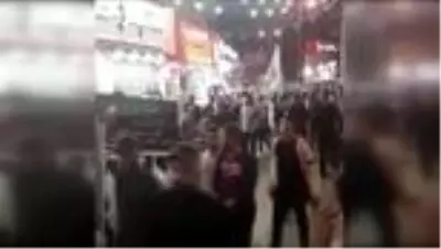 Kudüs'te yüzlerce kişi Fransa'yı protesto etti Kudüs'te yüzlerce kişi Fransa'yı protesto etti