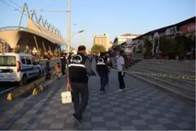 Malatya'da döner bıçaklı sopalı kavga: 7 yaralı Malatya'da döner bıçaklı sopalı kavga: 7 yaralı