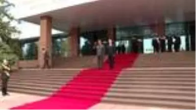 Milli Savunma Bakanı Akar, Özbek mevkidaşıyla bir araya geldi Milli Savunma Bakanı Akar, Özbek mevkidaşıyla bir araya geldi