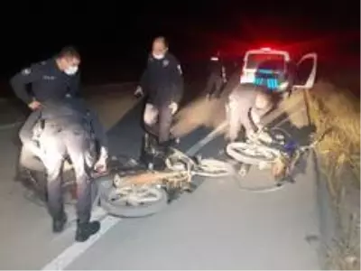 Son dakika haberi: Motorlar hırsızı 2 genç çaldıkları motorlarla polisten kaçamadı Son dakika haberi: Motorlar hırsızı 2 genç çaldıkları motorlarla polisten kaçamadı