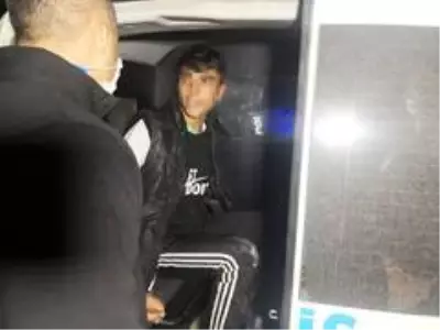 Son dakika haberi: Motorlar hırsızı 2 genç çaldıkları motorlarla polisten kaçamadı Son dakika haberi: Motorlar hırsızı 2 genç çaldıkları motorlarla polisten kaçamadı